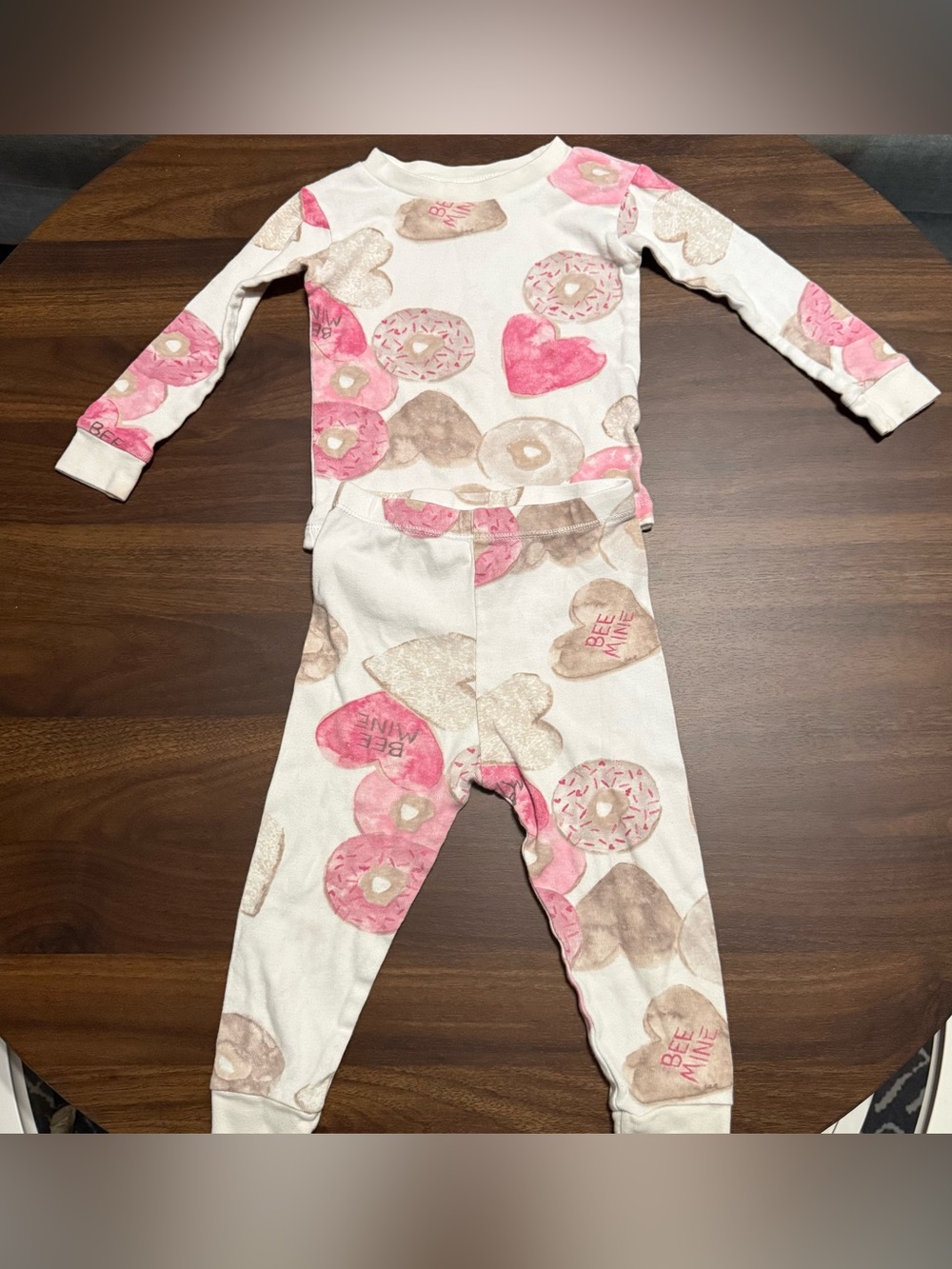 Baby girl Burt’s bees baby valentines day pajama set